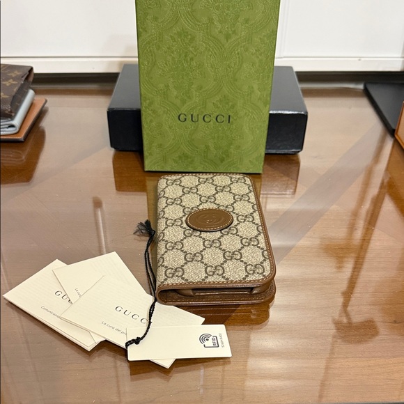 Gucci Beige and Brown Monogram IPhone 15 Pro Case - Picture 1 of 7